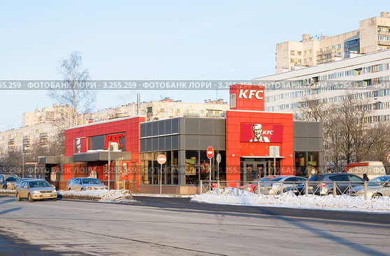 Ресторан быстрого питания KFC. Санкт-Петербург (2012 год). Редакционное фото, фотограф Румянцева Наталия / Фотобанк Лори