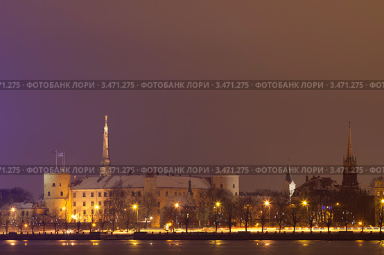 Рига. Вид на Президенский дворец (2012 год). Стоковое фото, фотограф Литвяк Игорь / Фотобанк Лори