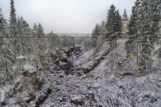 River Canyon and rocks in winter. Стоковое фото, фотограф Анна Кривицкая / Фотобанк Лори