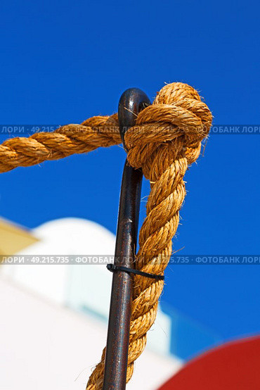rope    and metal in the blue skay aocean mediterranean sea. Стоковое фото, агентство Ingram Publishing / Фотобанк Лори