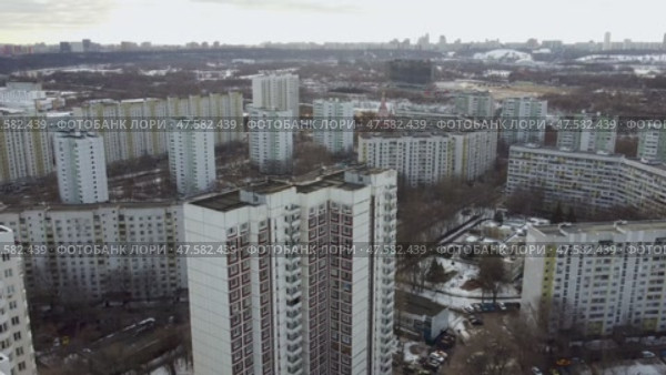 Россия. Москва. Филёвский бульвар. Жилые дома. (2021 год). Стоковое видео, видеограф Сергей Татаринцев / Фотобанк Лори