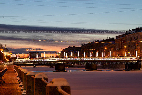 Россия. Санкт-Петербург.Семёновский мост. Редакционное фото, фотограф Литвяк Игорь / Фотобанк Лори