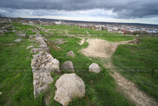 Руины Пантикапея. Керчь. Крым (2023 год). Стоковое фото, фотограф Анна Зеленская / Фотобанк Лори
