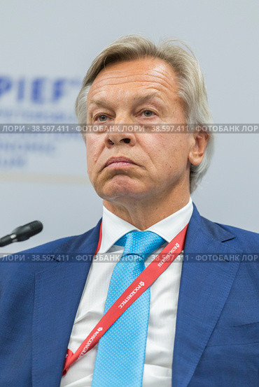 Russia. Saint-Petersburg. XXIII St. Petersburg International Economic Forum 2019. SPIEF 2019 participants. Russian statesman and public figure Alexey Pushkov. Россия. Санкт-Петербург. XXIII Петербургский международный экономический форум 2019. Участники ПМЭФ-2019. Российский государственный и общественный деятель Алексей Пушков. Редакционное фото, фотограф Алексей Смышляев / Фотобанк Лори
