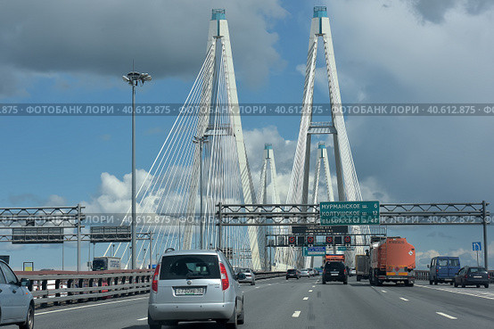 Russia, St.Petersburg, 05,06,2016 The Ring Road and Cable Bridge. Редакционное фото, фотограф Анна Кривицкая / Фотобанк Лори