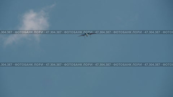 Russian air force aerobatic team Russian Knights SU-27. Стоковое видео, видеограф Алексей Сергеев / Фотобанк Лори