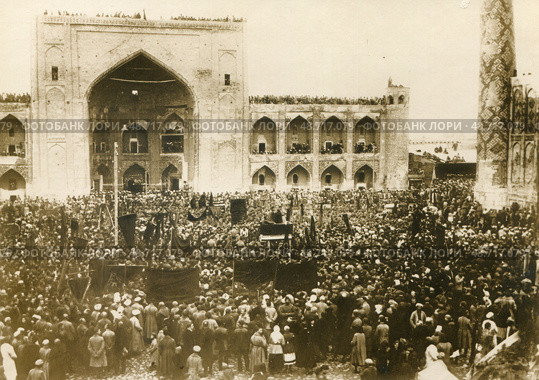 Самарканд. 1924. Траурный митинг, посвященный смерти Ленина. Стоковое фото, фотограф Retro / Фотобанк Лори