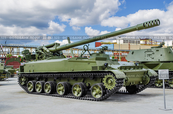 Самоходка 2С5 "Гиацинт-с" (2015 год). Редакционное фото, фотограф Сергей Завьялов / Фотобанк Лори