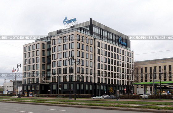 Санкт-Петербург. Офис компании ГАЗПРОМ на Московском проспекте (2021 год). Редакционное фото, фотограф EgleKa / Фотобанк Лори