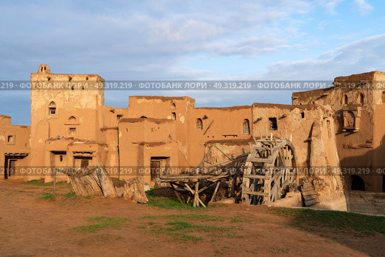 Sarai-Batu Tourist Center dedicated to the history and culture of the Golden Horde Khanate on a sunny summer day, Kharabalinsky district, Astrakhan region, Russia. Стоковое фото, фотограф Ula Ulachka / Фотобанк Лори