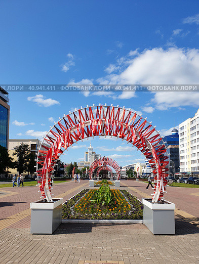 Saransk, Mordovia, Russia. 05.06.2023. The Cathedral of Saint Feodor Ushakov in Saransk, consecrated in 2009, Russia. It is named in honour of the Russian saint and admiral Fyodor Ushakov. Редакционное фото, фотограф Оксана Медведева / Фотобанк Лори