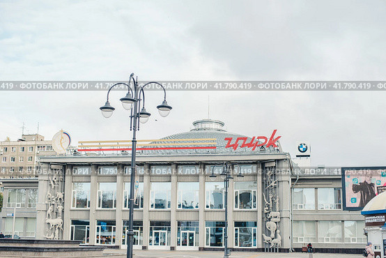 Саратов. Цирк имени братьев Никитиных. Saratov. Circus named after the Nikitin brothers (2022 год). Редакционное фото, фотограф Ольга Митряева / Фотобанк Лори