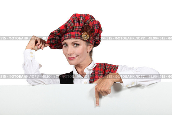 Scottish woman in traditional costume. Стоковое фото, агентство Ingram Publishing / Фотобанк Лори