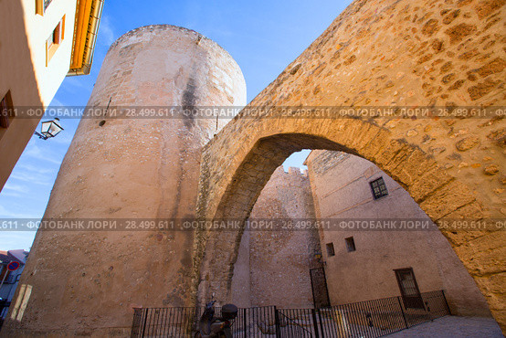 Segorbe Castellon Torre del Verdugo and medieval Muralla in Spain Valencian Community (2013 год). Стоковое фото, фотограф Tono Balaguer / Ingram Publishing / Фотобанк Лори