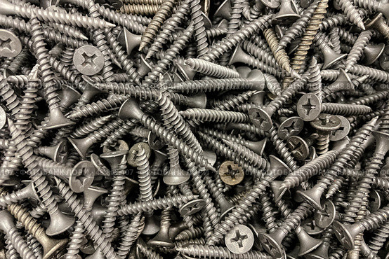 Self-tapping screws for drywall and metal. Стоковое фото, фотограф Регина Ерофеева / Фотобанк Лори