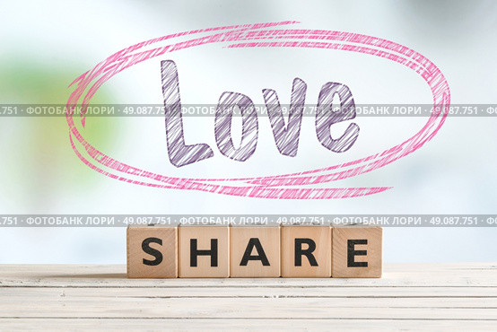 Share love sign with a word in a sketched circle. Стоковое фото, агентство Ingram Publishing / Фотобанк Лори