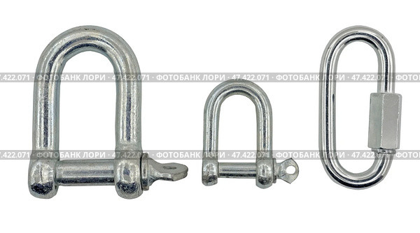 Скоба для якорных цепей из нержавеющей стали с винтовым штифтом. Stainless Steel Anchor Chains Shackles with Screw Pin on a white background. Стоковое фото, фотограф Татьяна Д / Фотобанк Лори