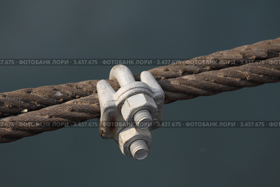 Скоба такелажная. Bracket rigging (2012 год). Редакционное фото, фотограф Валерий Акулич / Фотобанк Лори