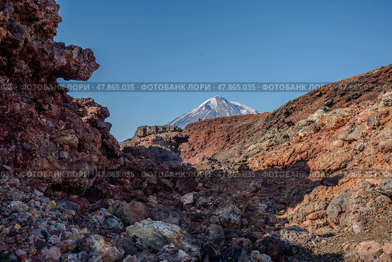 Slag fields with a volcano in the background. Стоковое фото, фотограф Олег Спиридонов / Фотобанк Лори