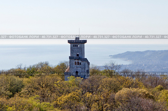 Смотровая башня на горе Большой Ахун. Сочи, Краснодарский край. Стоковое фото, фотограф Сергей Афанасьев / Фотобанк Лори