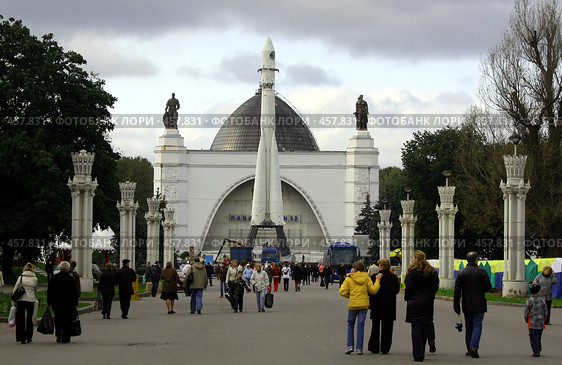 Снос самолета (2008 год). Редакционное фото, фотограф Anna / Фотобанк Лори