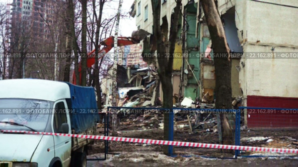 Снос жилого дома в Москве на улице Обручева (2016 год). Редакционное видео, видеограф Георгий Дзюра / Фотобанк Лори