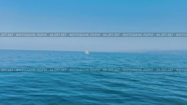 Сочи. Прогулка на катере. открытое море. (2024 год). Стоковое видео, видеограф Сергей Татаринцев / Фотобанк Лори