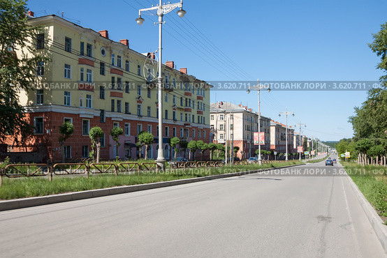 Советский проспект в городе Березники. Пермский край. Россия (2012 год). Редакционное фото, фотограф Андрей Щекалев (AndreyPS) / Фотобанк Лори