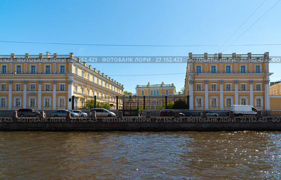 St. Petersburg, Russia - June 04.2017. Museum-Estate Derzhavin. Embankment of Fontanka River, 118. Редакционное фото, фотограф Володина Ольга / Фотобанк Лори