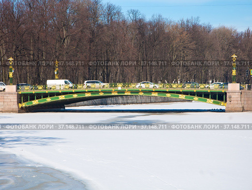 ST. PETERSBURG, RUSSIA - March 27 , 2021: Panteleimonovsky bridge. Редакционное фото, фотограф Мастепанов Павел / Фотобанк Лори