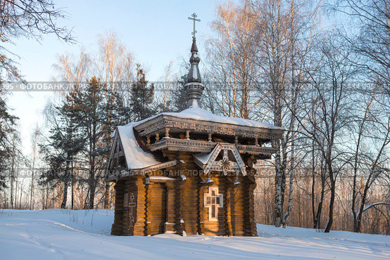 Старинная деревянная часовня Исаакия Далматского (1881г.) февральским днем. Вытегра, Россия (2021 год). Стоковое фото, фотограф Виктор Карасев / Фотобанк Лори