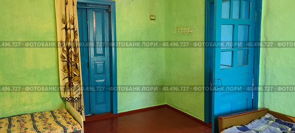 Старый деревенский дом внутри.Мазанка. (2023 год). Стоковое фото, фотограф Марина Володько / Фотобанк Лори