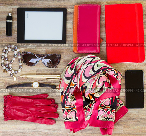 Still life of fashion woman, essentials fashion woman objects. Стоковое фото, агентство Ingram Publishing / Фотобанк Лори