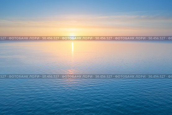 Sundown on the sea. Nature background composition. Стоковое фото, агентство Ingram Publishing / Фотобанк Лори