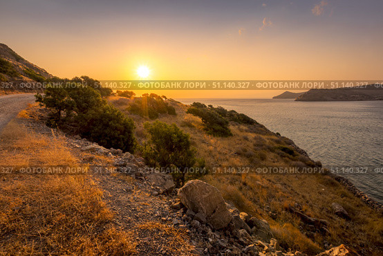 Sunrise on the island of Crete near Spinalonga on a summer. (2019 год). Стоковое фото, фотограф Емельянов Евгений Викторович / Фотобанк Лори