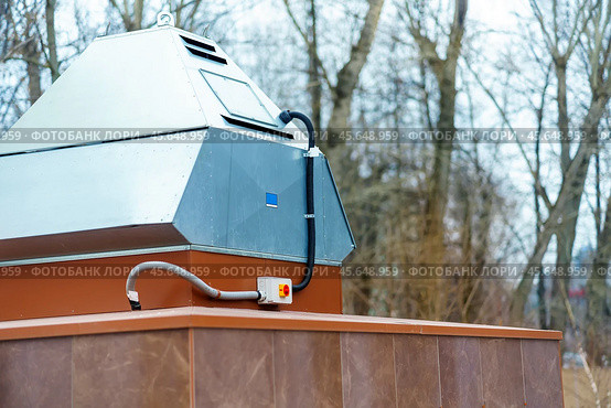 Superstructure with fan to remove smoke from underground structures. Стоковое фото, фотограф Татьяна Степанищева / Фотобанк Лори