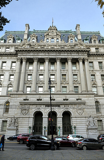 Surrogate Courthouse (Hall of Records and 31 Chambers Street), historic building in Civic Center of Manhattan in New York City (2021 год). Редакционное фото, фотограф Валерия Попова / Фотобанк Лори