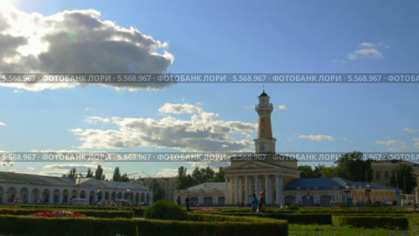 Сусанинская площадь в Костроме, вид на пожарную каланчу, таймлапс. Стоковое видео, видеограф Алексей Луковников / Фотобанк Лори