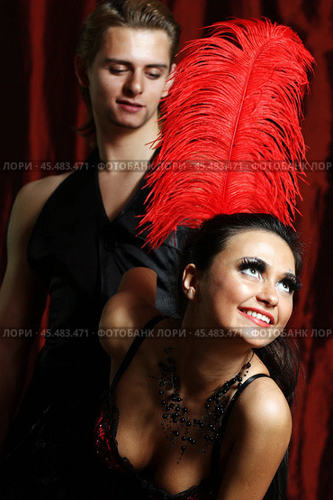 Танцевальный дуэт в стиле Moulin Rouge. Стоковое фото, фотограф Андрей Аркуша / Фотобанк Лори