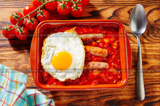 Tapas pisto con tomate ratatouille egg and sausage from Spain. Стоковое фото, агентство Ingram Publishing / Фотобанк Лори