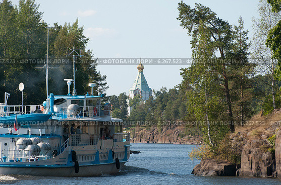 Теплоход в Монастырской бухте. Валаам (2014 год). Стоковое фото, фотограф Румянцева Наталия / Фотобанк Лори