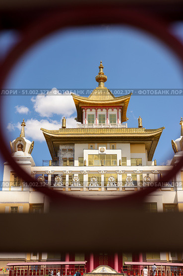 The Golden Abode of Buddha Shakyamuni, photographed through a fence, Elista, Kalmykia, Russia, July 4, 2025. Редакционное фото, фотограф Екатерина Топорова / Фотобанк Лори