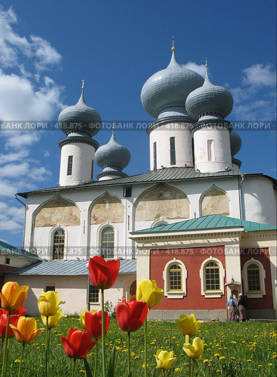 Тихвинский мужской монастырь (2008 год). Стоковое фото, фотограф Светлана Кудрина / Фотобанк Лори