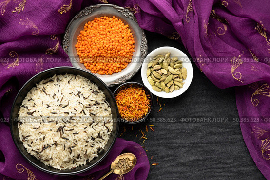 top view sari indian food. Стоковое фото, агентство Ingram Publishing / Фотобанк Лори