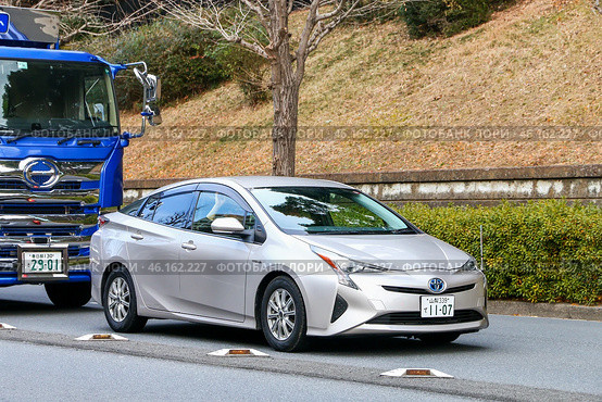 Toyota Prius. Редакционное фото, фотограф Art Konovalov / Фотобанк Лори