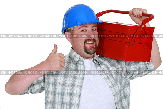 Tradesman carrying a toolbox. Стоковое фото, агентство Ingram Publishing / Фотобанк Лори