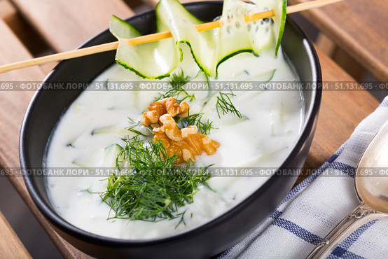 Traditional Bulgarian dish Tarator. Стоковое фото, фотограф Яков Филимонов / Фотобанк Лори