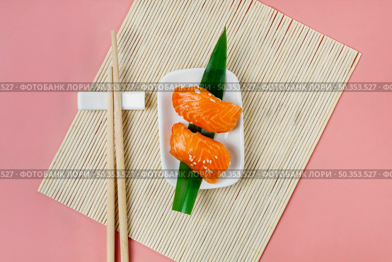 traditional japanese sushi composition. Стоковое фото, агентство Ingram Publishing / Фотобанк Лори