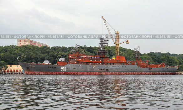 Training ship Perekop with hull number 200 is under repair in Varna (2014 год). Редакционное фото, фотограф EugeneSergeev / Фотобанк Лори