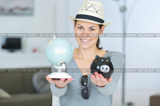 travelling or saving. Стоковое фото, агентство Ingram Publishing / Фотобанк Лори